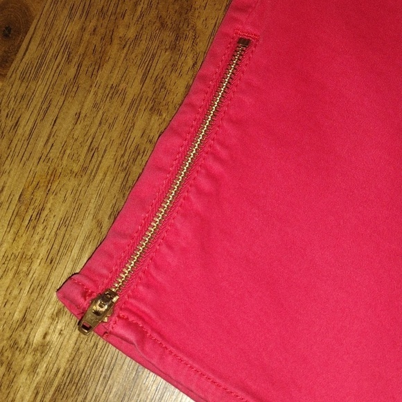 Chico's Ankle Red Pink Pants With Zipper Detail Near Ankle 1/8 - Picture 5 of 10